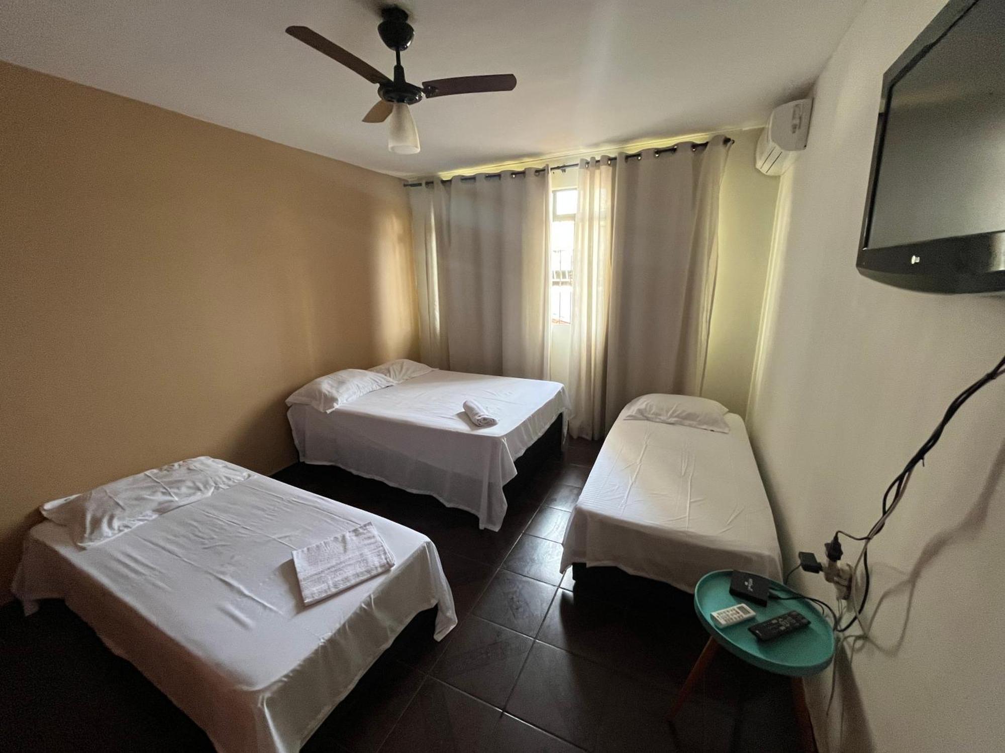 Casa Quintal Bueno! 5 Quartos Com Ar Split E Internet Ultra! Perto Do Melhor De Goiania! Marista Parques Areiao E Vaca Brava Hospital Premium Mater Dei Blue Fit Perdomo Goiania Shopping! Eksteriør bilde